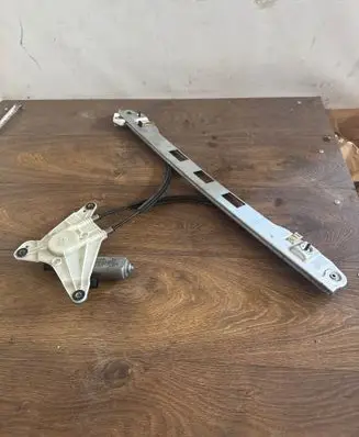 Renault Master III Front door window regulator with motor 807200008r