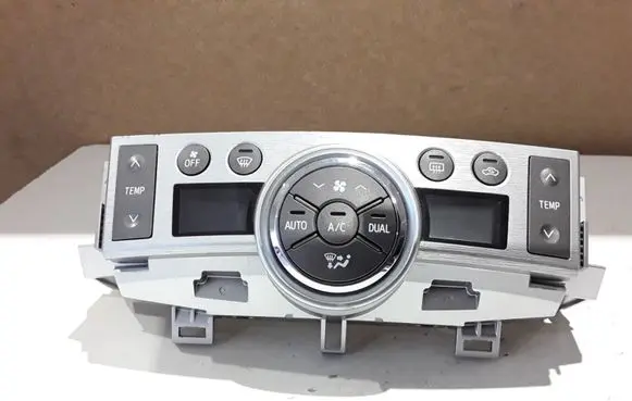 Toyota Verso Climate control unit 559000F081