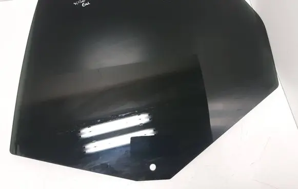 Volvo XC60 Rear door window glass