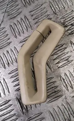 Volvo S80 Seat belt trim 
