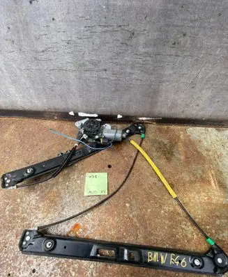 BMW 3 E46 Front door window regulator motor 8362064 119143XXX