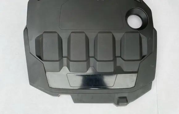 Volkswagen Polo VI Engine cover (trim) 04L103925AN
