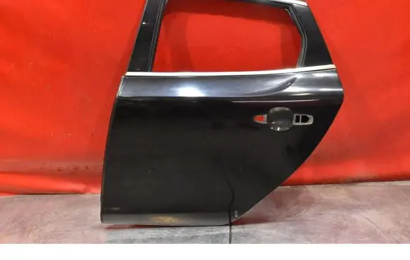 Volvo V40 Rear door