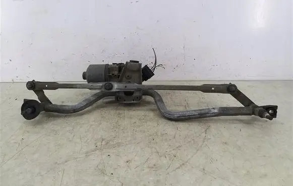 Renault Clio II Front wiper linkage 8200076000A