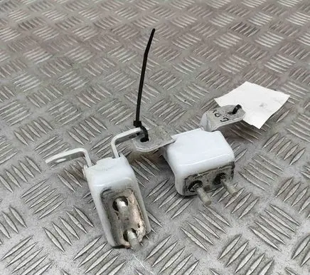 Suzuki Vitara (LY) Rear door hinge set 6943068LA0 6941068LA0