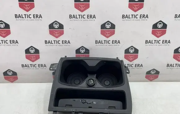 BMW 1 F20 F21 Cup holder front 9207320 162083 5116