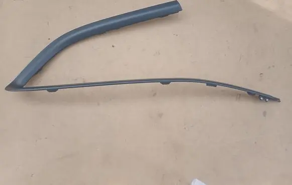 Audi A5 Rear side glass trim 8T8853345B 4903021 C9C482C