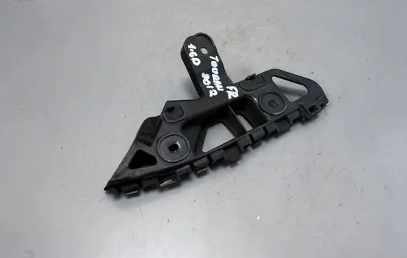 Volkswagen Touran II Front bumper mounting bracket 1T0807184C DNW15222