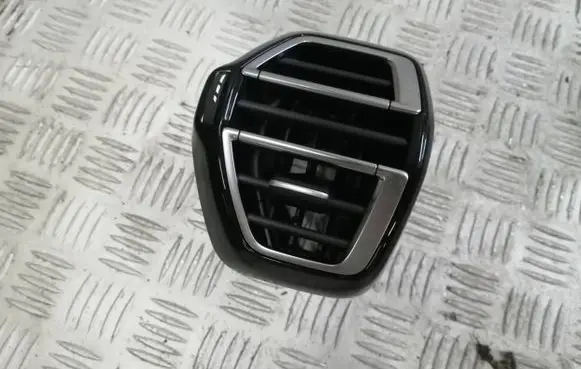 Citroen C4 III e-C4 Dashboard side air vent grill/cover trim 9831805480 9831805380