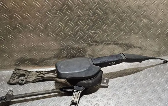Mercedes-Benz E W124 Front wiper linkage and motor 124820 188395