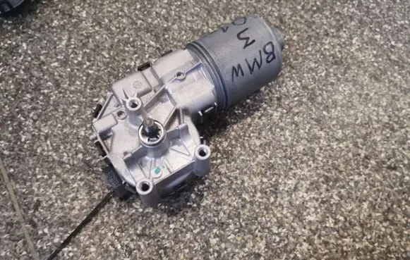 BMW 3 E46 Wiper motor 0390241712 6914577