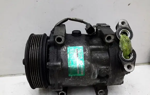 Mazda 3 I Air conditioning (A/C) compressor (pump) 3M5H19D629SA