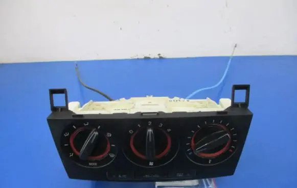 Mazda 3 I Climate control unit