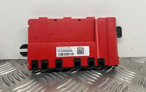 BMW 3 F30 F35 F31 Current control relay 9225022 922502205