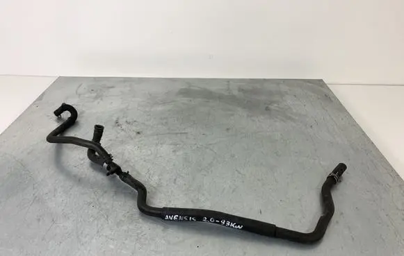 Toyota Avensis T270 Engine coolant pipe/hose