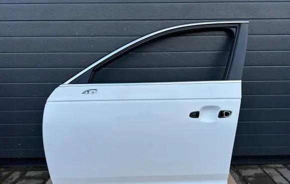Audi A4 S4 B9 Front door