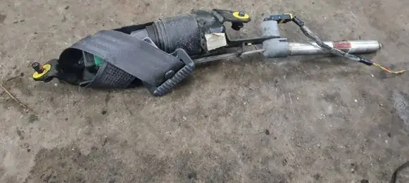 Volvo V70 Front seatbelt 8626244