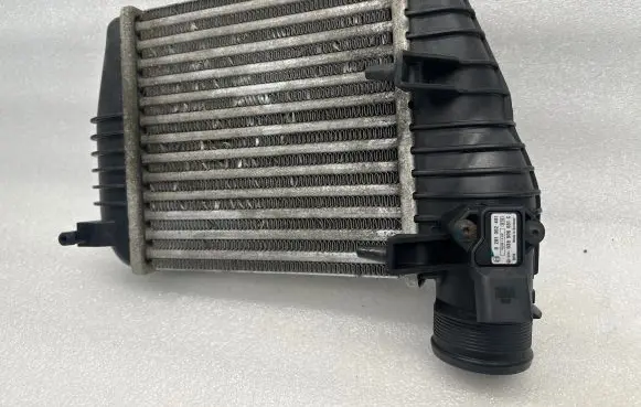 Audi A6 S6 C6 4F Intercooler radiator 4F0145805AC 038906051C