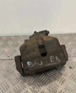 Volkswagen Eos Front brake caliper 581