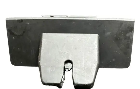 Volvo XC60 Tailgate exterior lock 31301300 233609