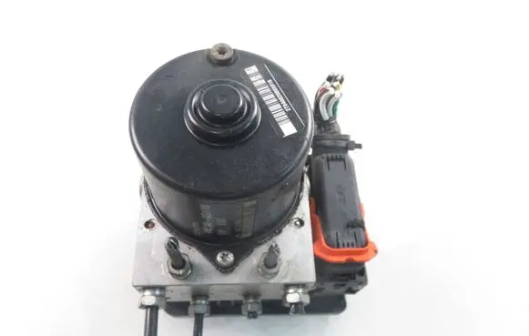 Toyota Yaris ABS Pump 895410D140 06210958563