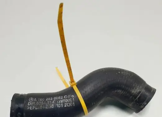 Smart ForTwo I Engine coolant pipe/hose A1602030082
