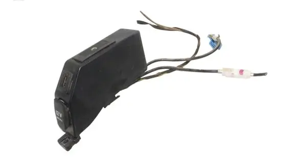 Mercedes-Benz SLK R172 AUX in-socket connector A1728200515