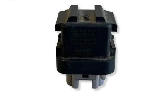 Toyota Corolla Verso AR10 Glow plug pre-heat relay 1567000671