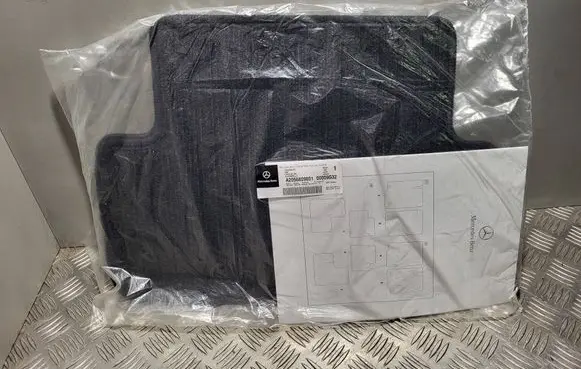 Mercedes-Benz C W205 Rear floor mat A2056809801 A20568098019G32