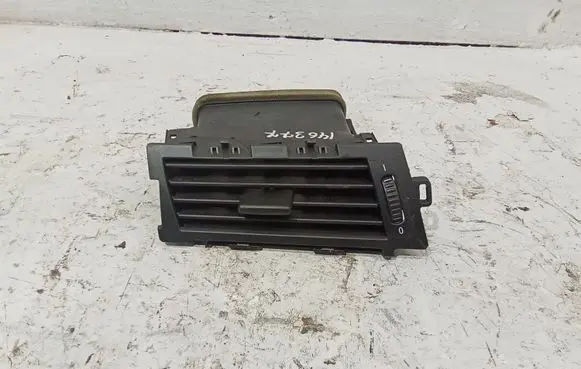 BMW 5 E60 E61 Dashboard side air vent grill/cover trim 6910731
