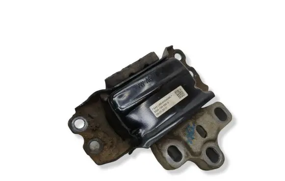 Volkswagen Tiguan Allspace Engine mount bracket 5QA199555G