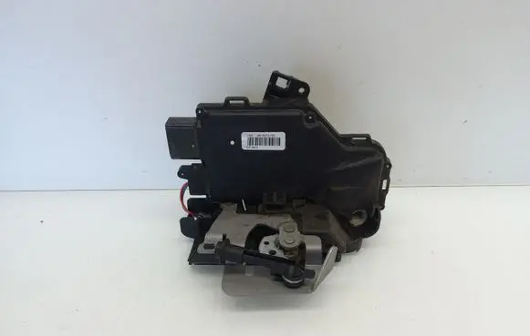 Audi A6 S6 C5 4B Front door lock