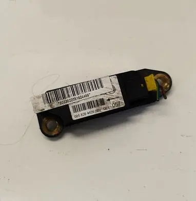 Mercedes-Benz C W203 Airbag deployment crash/impact sensor 0018204426