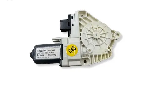 Audi A4 S4 B8 8K Front door window regulator motor 8K0959802