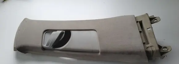 Lexus RX 330 - 350 - 400H Seat belt trim 