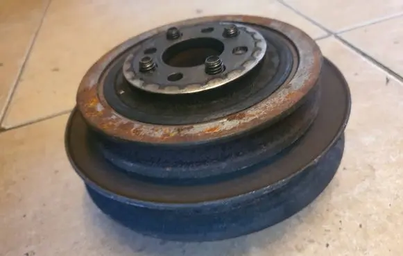 Audi 80 90 B3 Crankshaft pulley 068105243D 049105255F