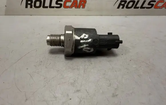 Volvo S40, V40 Fuel pressure sensor 0281002405