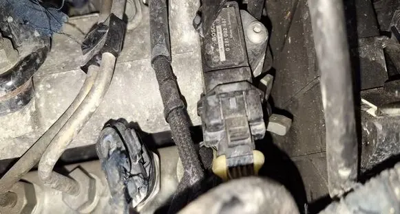 Opel Astra H Air pressure sensor 0281002487