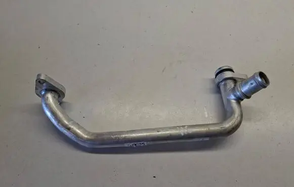 Porsche Macan (95B) Coolant pipe/hose 