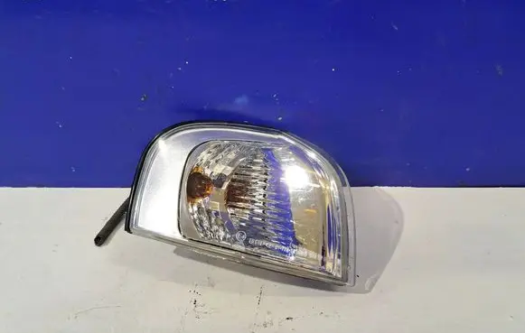 Volvo S80 Front indicator light 30655423