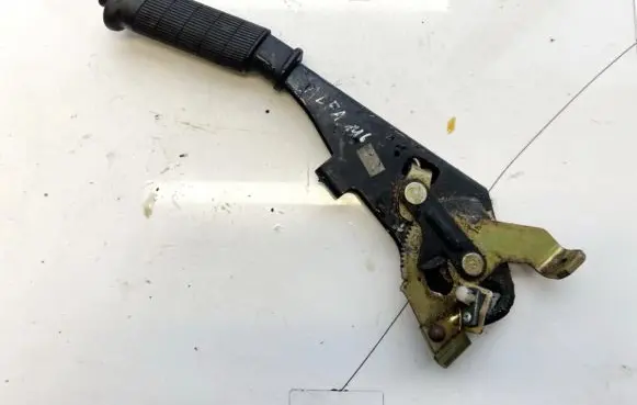 Alfa Romeo 145 - 146 Handbrake/parking brake lever assembly
