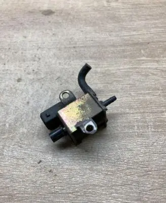 Audi A4 S4 B6 8E 8H Turbo solenoid valve 026906287H 2161000