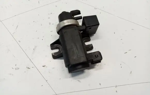 Valve vacuum