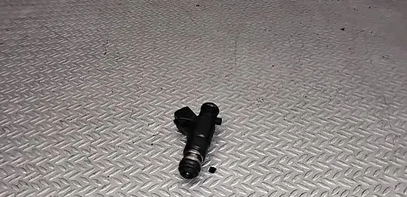Volkswagen Polo III 6N 6N2 6NF Fuel injector 0280155731