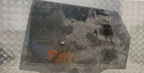 Toyota Verso-S Rear door window glass 43R007953