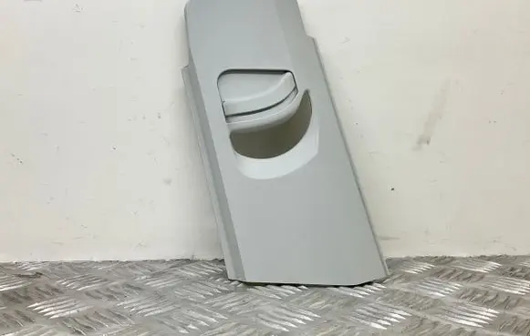 Skoda Superb B8 (3V) (B) pillar trim (top) 3V0868311