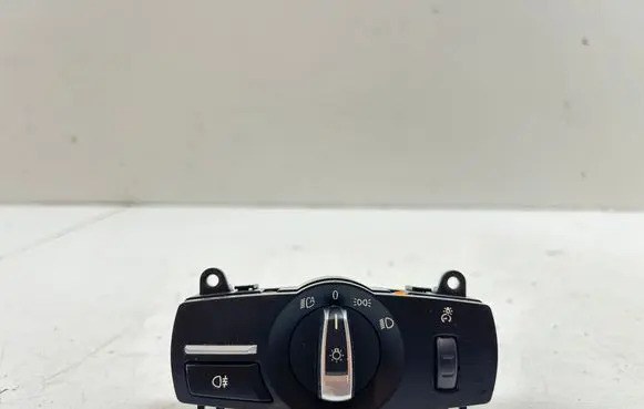 Light switch