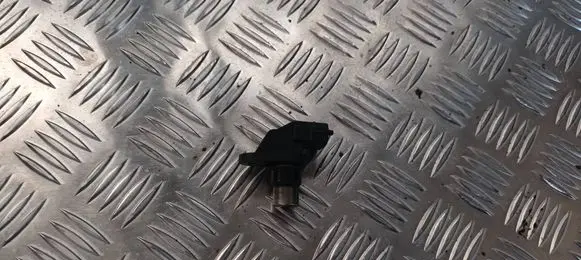 Volvo S60 Camshaft speed sensor 103033