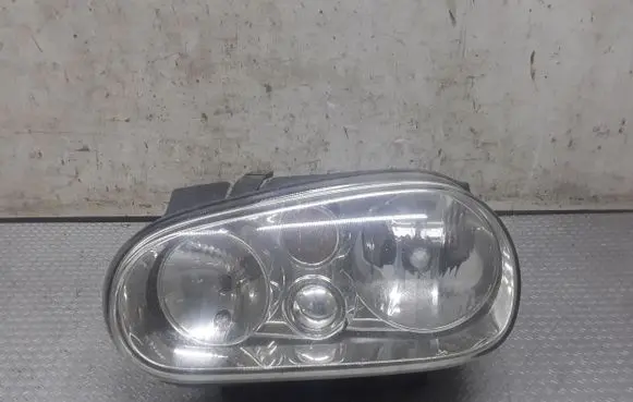 Volkswagen Golf IV Headlight/headlamp 1J1941015B
