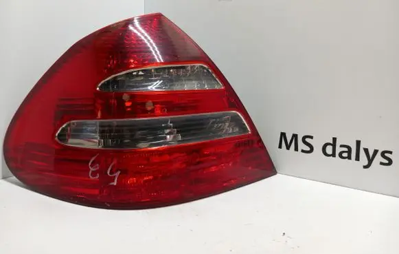 Mercedes-Benz E W211 Rear/tail lights A2118200364 2118200364